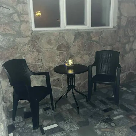 Apartment Azra