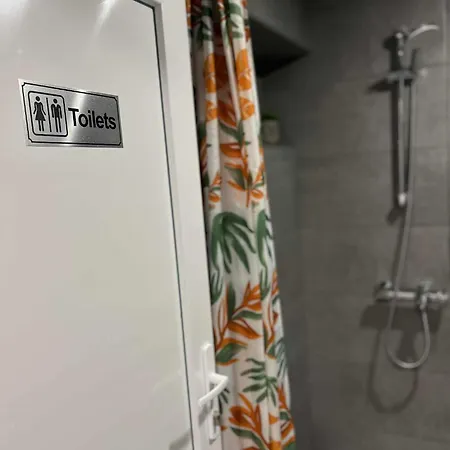 Azra クレン・ヴァクフ